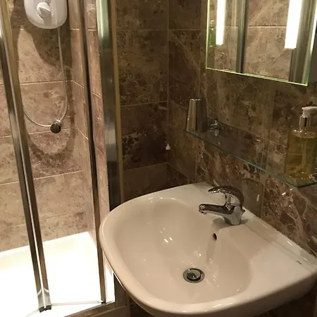 Pensionat The Selomar 4*